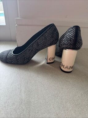 CHANEL Black Tweed Pumps with Silver Logo Block Heels